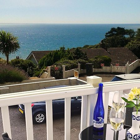 A Beautiful Apartment With Stunning Sea Views & Private Balcony Bournemouth Exteriér fotografie